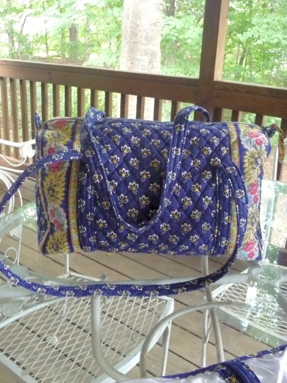 Vera Bradley Maison Blue 4 Piece Travel Set Retired - Picture 3 of 13